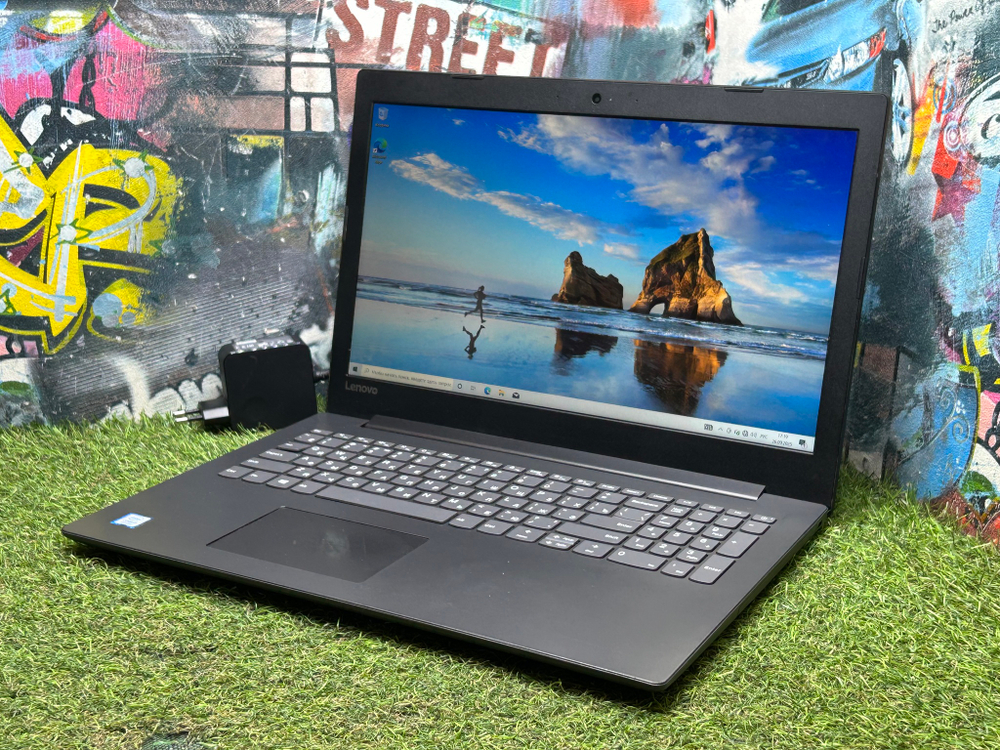 Ноутбук Lenovo 15.6' i3 8130U/6GB/256GB/ IdeaPad 330-15IKB[81DE015PRU]/Windows 10
