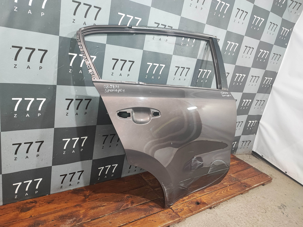 Дверь задняя правая Kia Sportage 4 (QL) 16-22 Б/У Оригинал 77004F1000