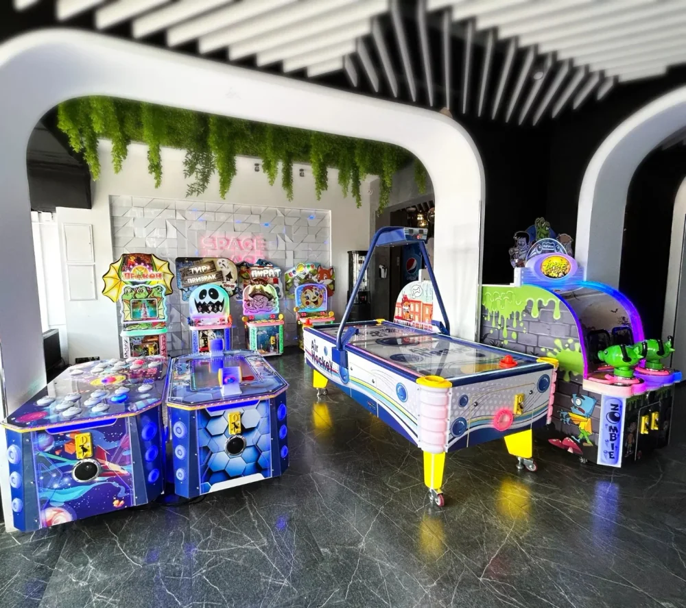 Готовый бизнес: игровая площадка с детскими автоматами 25 м² (автономна, без сотрудников)