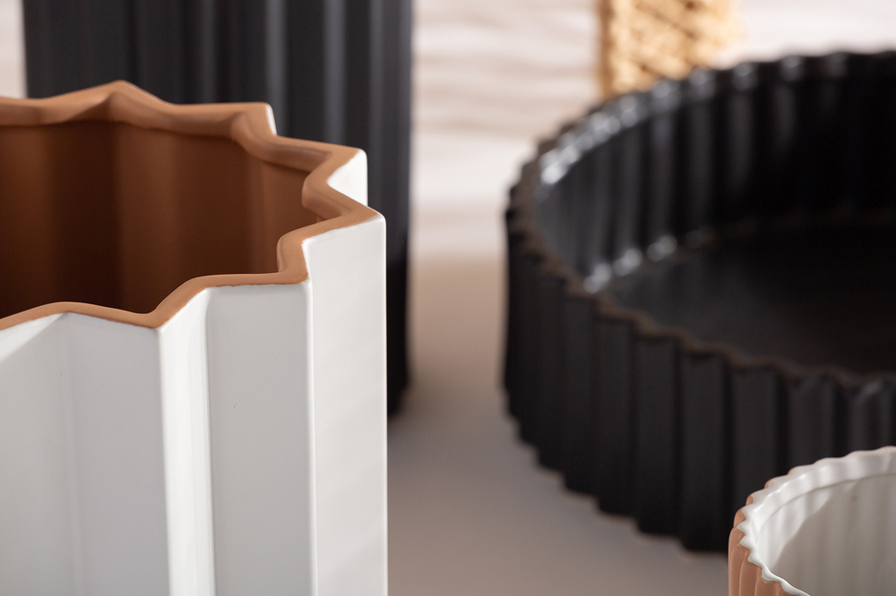 Ваза Plisse Stone белая