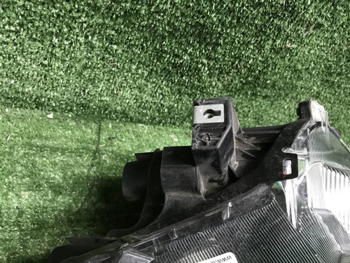 Битая Фара левая Toyota Rav 4 CA40 (2015-2019) LED