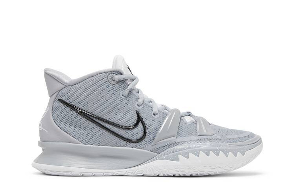 Кроссовки Nike Kyrie 7