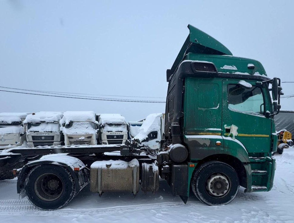 КамАЗ 5490 4x2 Седельный тягач 5490-S5 (Дизельный, 12,0 л, 401 л.с., МТ)