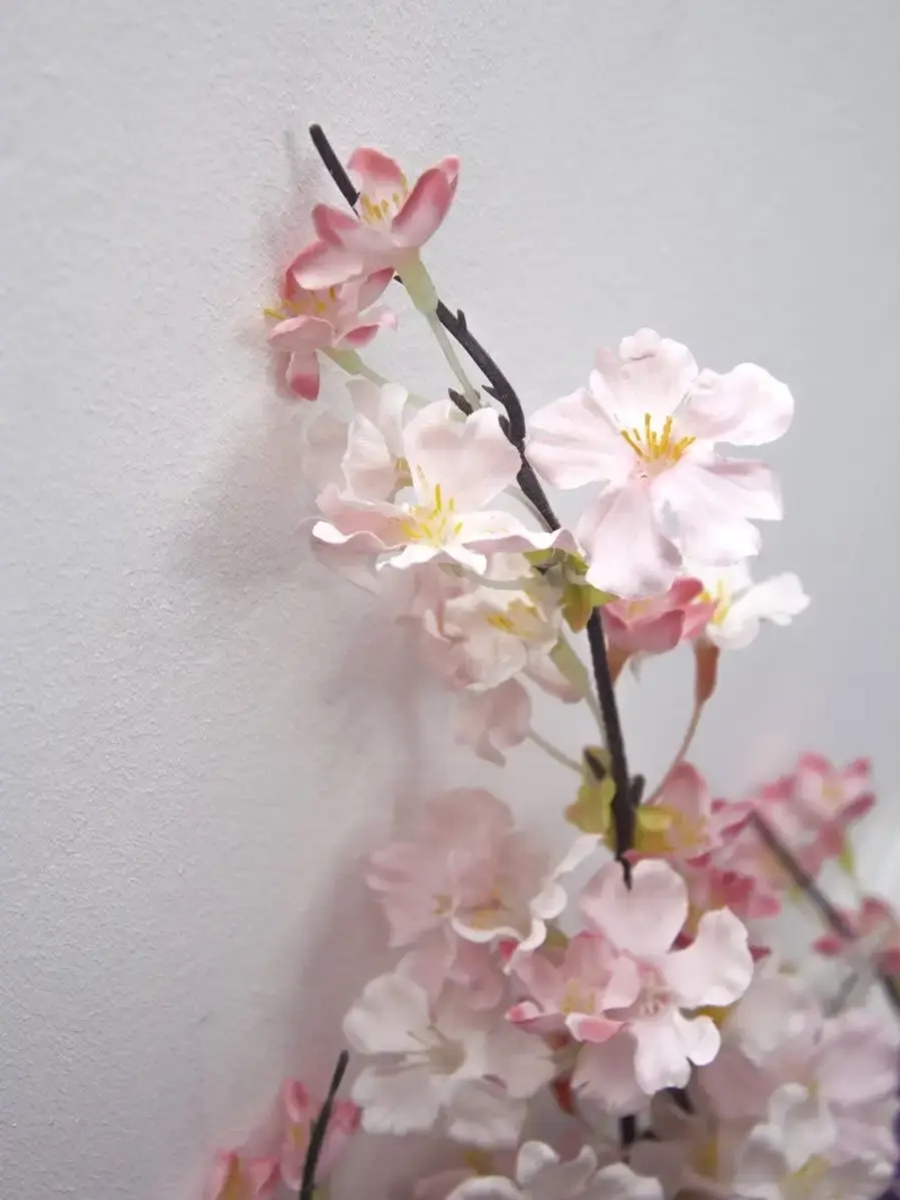 Искусственные цветы для декора в кашпо