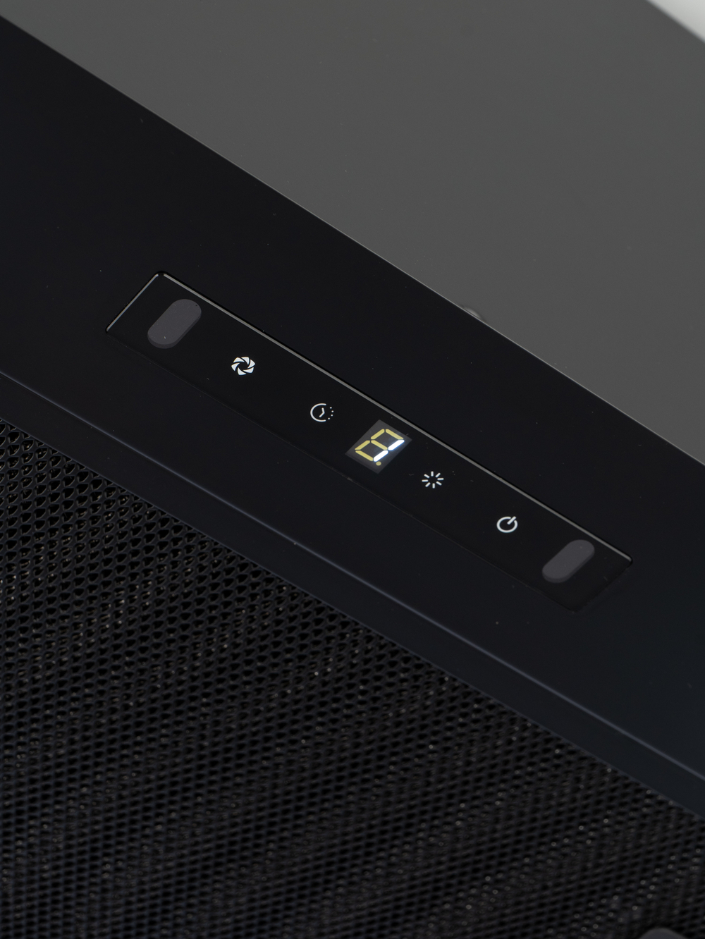 Вытяжка кухонная B-BOX-60GT, фасад окрашенный металл, цвет черный, управление сенсорное + жестами, D150мм (MACBI)