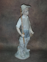 Статуэтка. Фарфор. Юный рыбак. Lladro. Испания