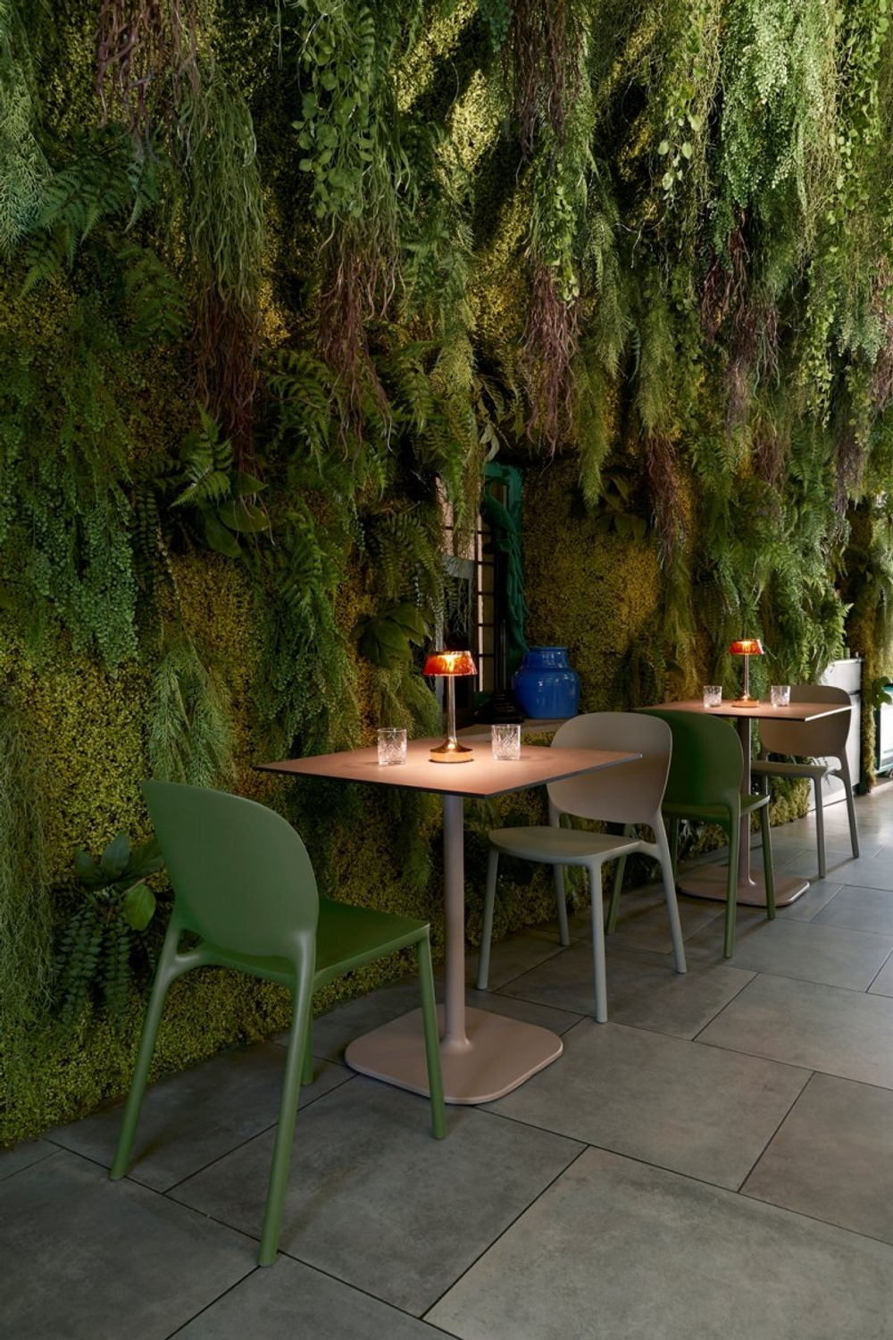 Стул пластиковый Scab Design Hug Go Green, зеленый шалфей