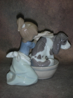 Статуэтка. Фарфор. Купание щенка. Lladro. Испания