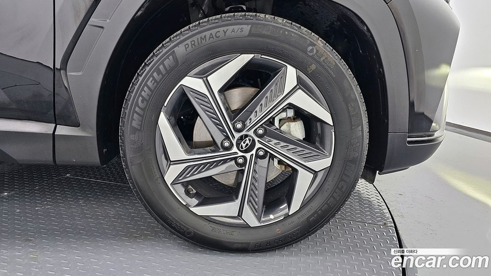 Hyundai Tucson (NX4) Бензин 1.6 Turbo 2WD (03.2023)