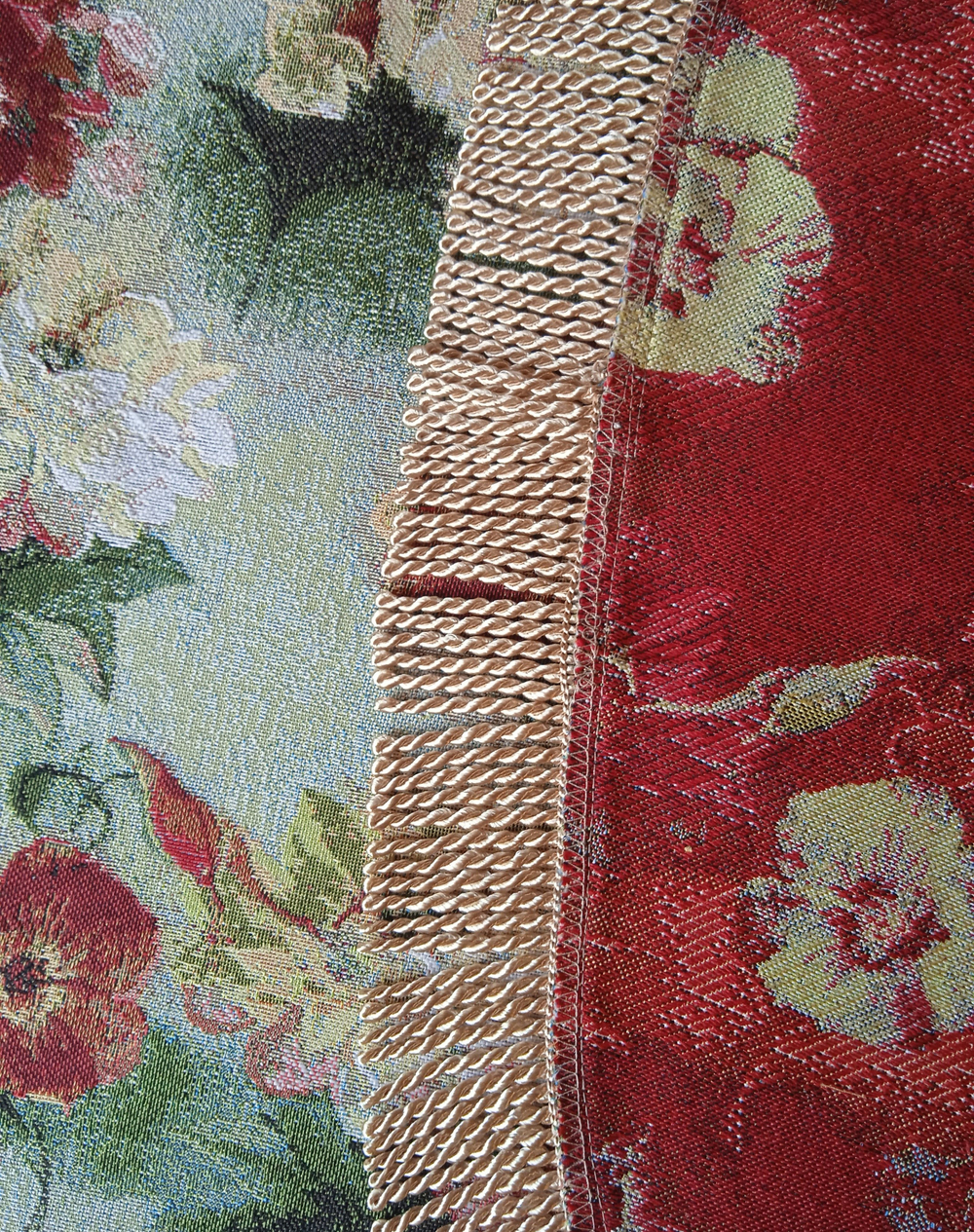 Гобеленовая скатерть Акварельные пионы D 160 см