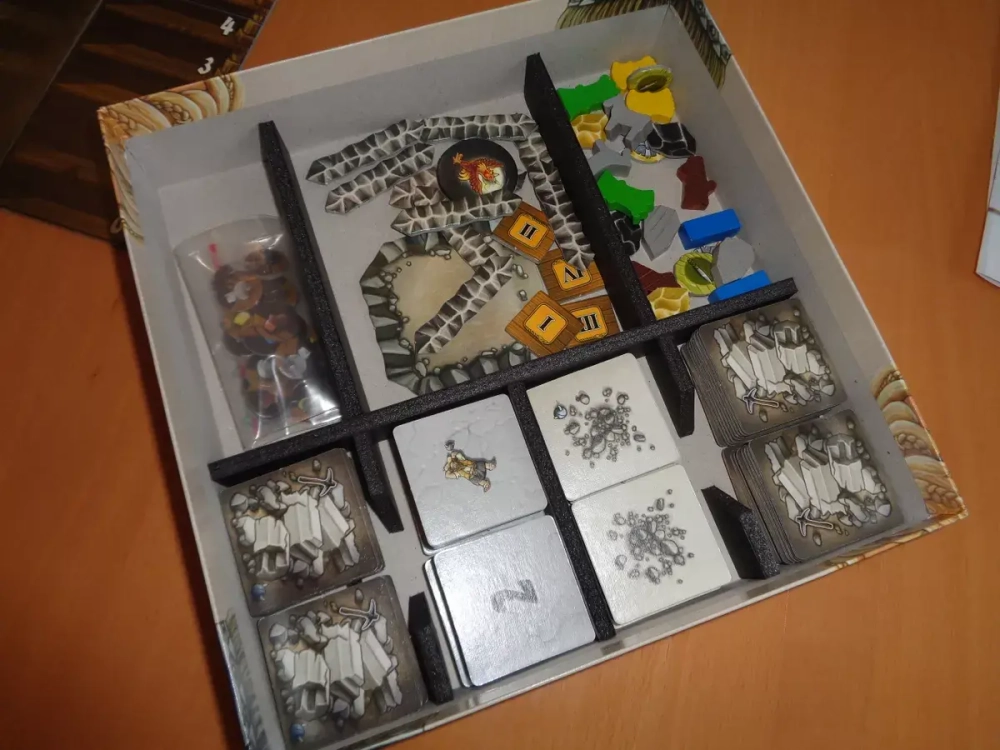 Caverna: Cave vs Cave Era II