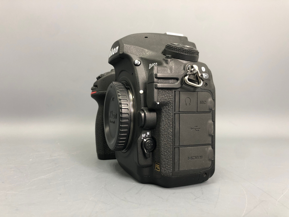 Nikon D850 24.300 кадров