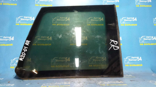 Стекло багажника правое NISSAN TERRANO 1993