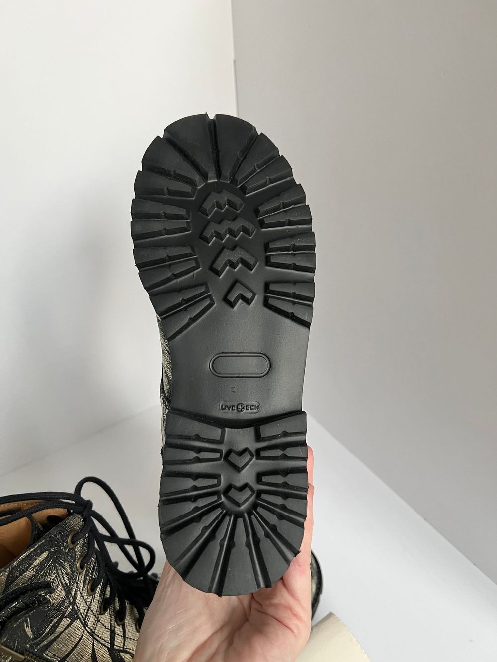 Новые ботинки Pom D’Api, 35