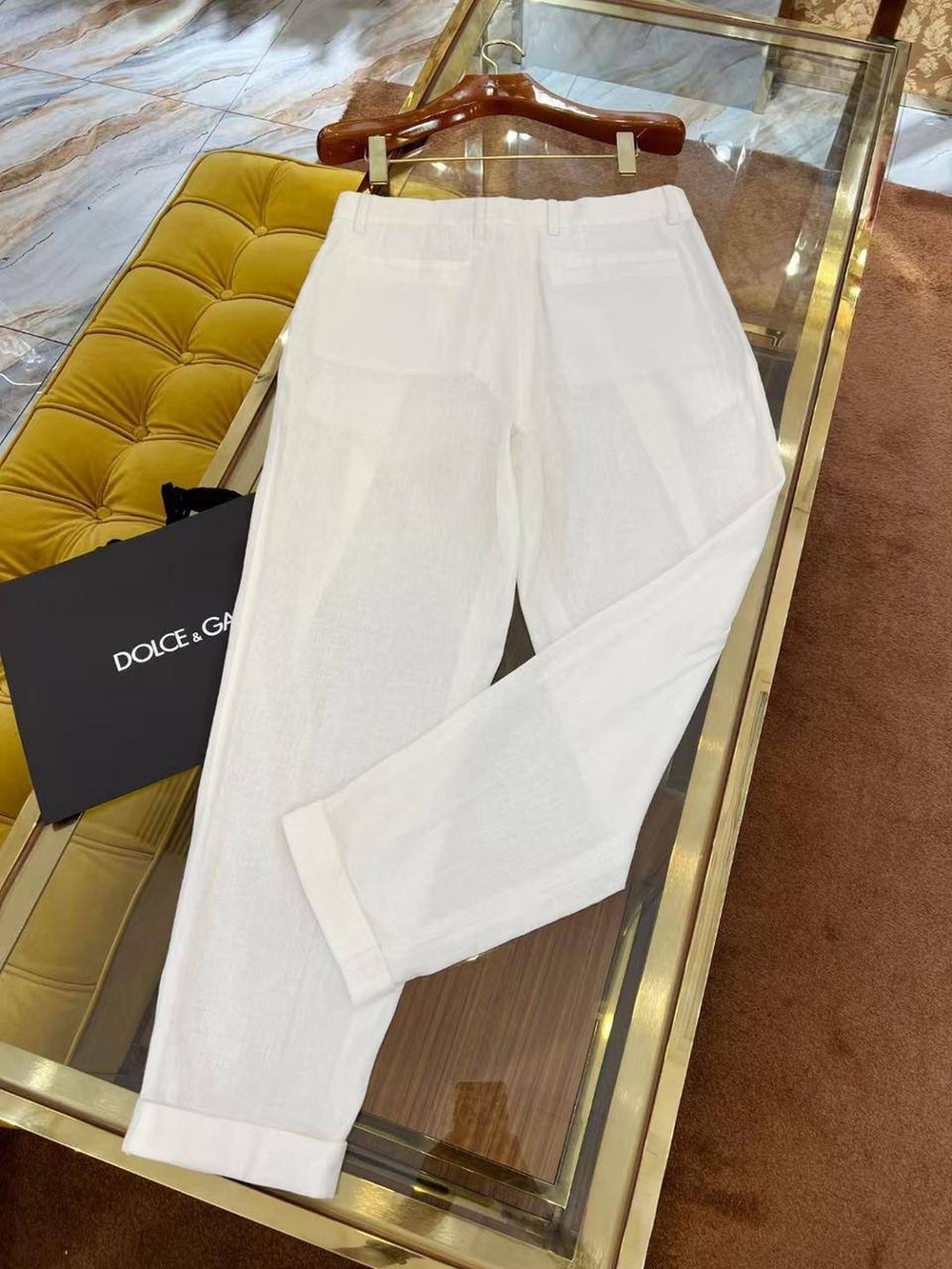 Льняной костюм Dolce & Gabbana
