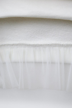 ZARA ТОЛСТОВКА С ЦВЕТОЧНЫМ ПРИНТОМ, ЖЕЛТОВАТО-БЕЛЫЙ