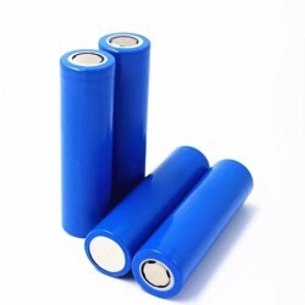Аккумуляторные батарейки 18650 синий 3.7v 1200ma/