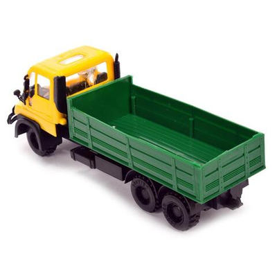 Автомобиль пластмассовый Модель КМР 415