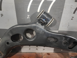 Рычаг передний правый Mini Hatch (F55/F56)  Б/У Оригинал 31126879842