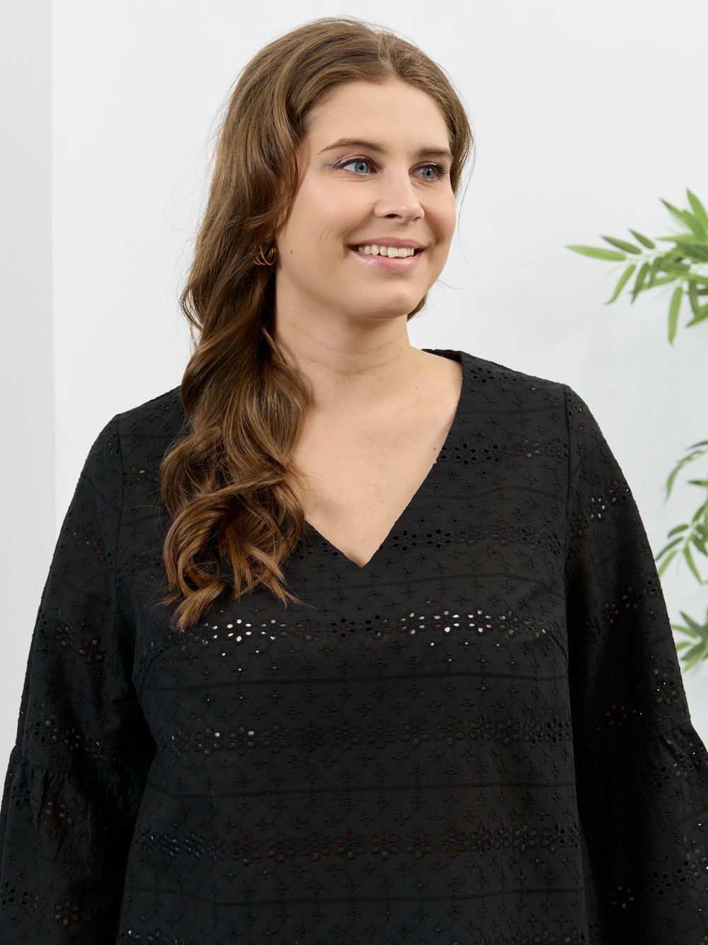 Блузка Милица-2 Виотекс ЧЕРНЫЙ -5