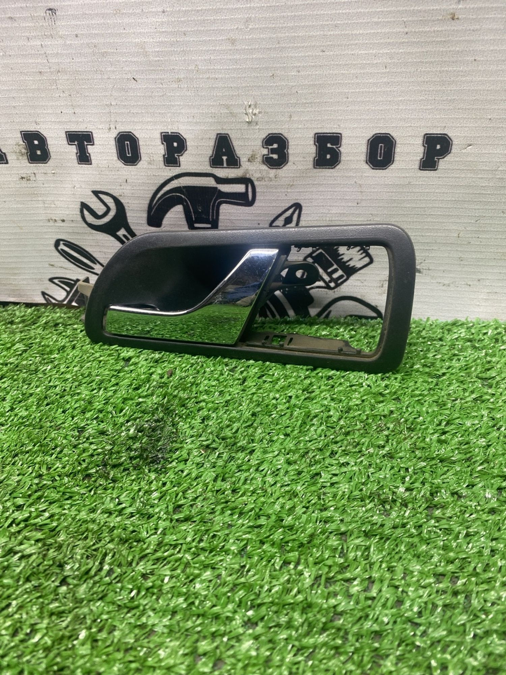 Ручка двери внутренняя задняя левая Skoda Fabia... с пробегом