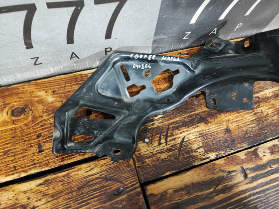 Кронштейн фары левый MINI Hatch (F55/F56)  Б/У Оригинал 51647301599