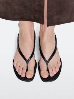 Massimo Dutti Сандалии на среднем каблуке с разделителем для пальцев ног, черный