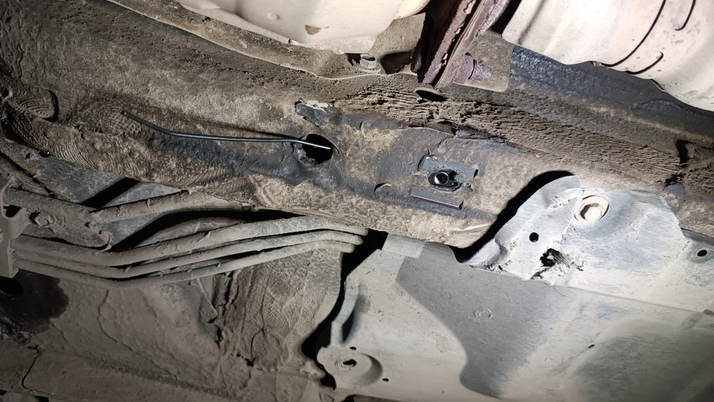 Распорки передние нижние боковые треугольники Infiniti G 4 (IV-ого поколения) (ПОД ЗАКАЗ)