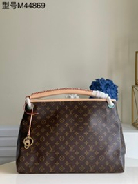 Louis Vuitton Artsy MM