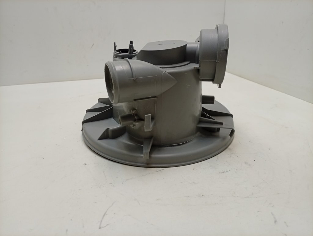 DIS5831 ктп4 Ремкомплект поддона (чаша) посудомоечной машины Beko 1741502600 б/у