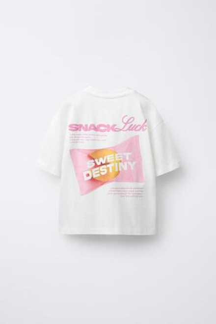 ZARA ФУТБОЛКА С РЕЛЬЕФНЫМ ТЕКСТОМ, БЕЛЫЙ