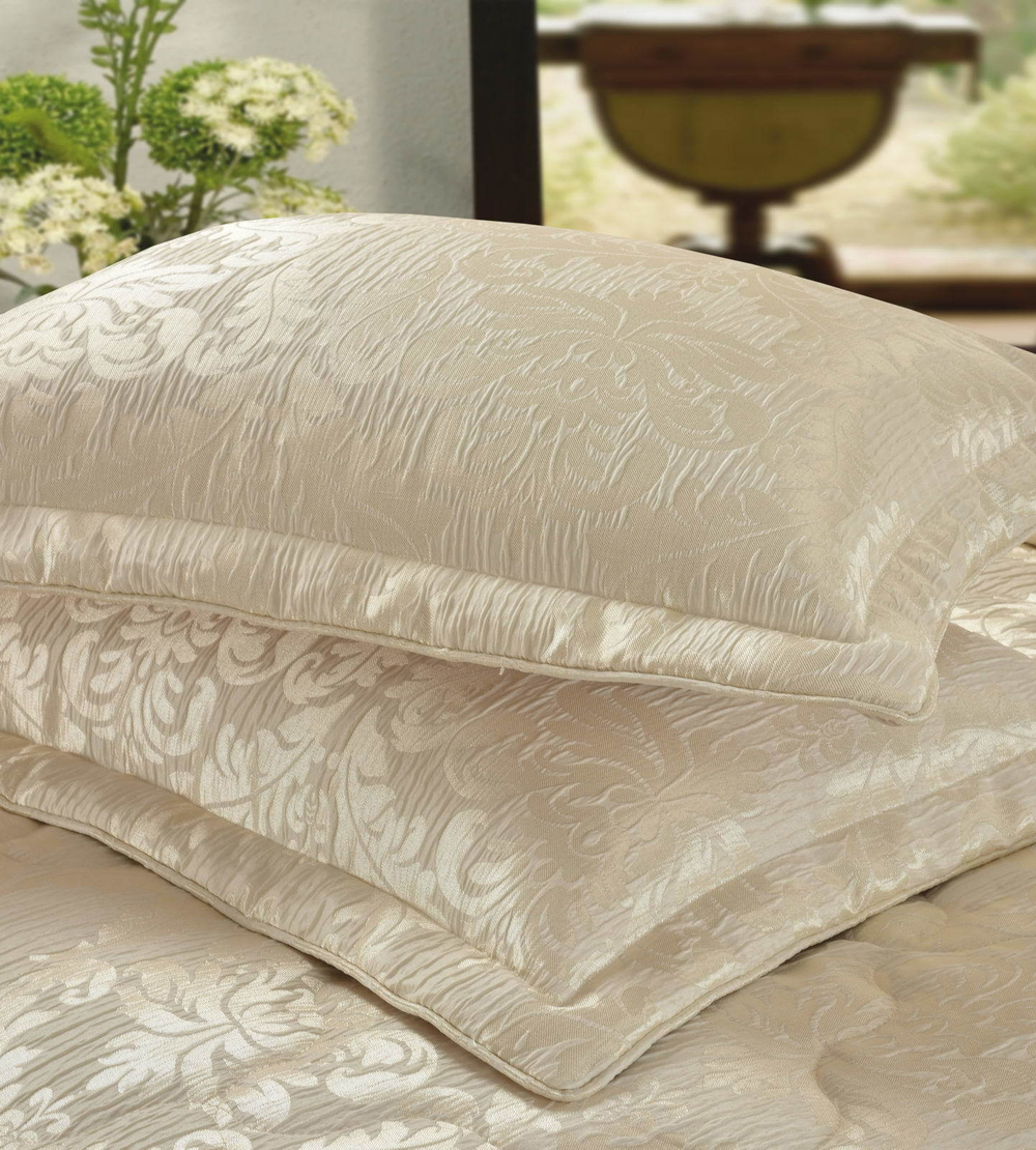 Покрывало 240х260 Sofi De MarkO Эрколано молоко