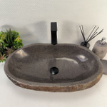 Раковина из речного камня RS-65155 64*36*15 0858