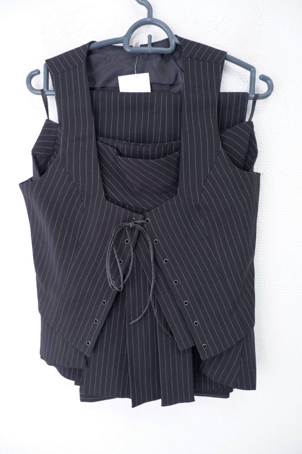 Костюм практичный на 14 лет, новый