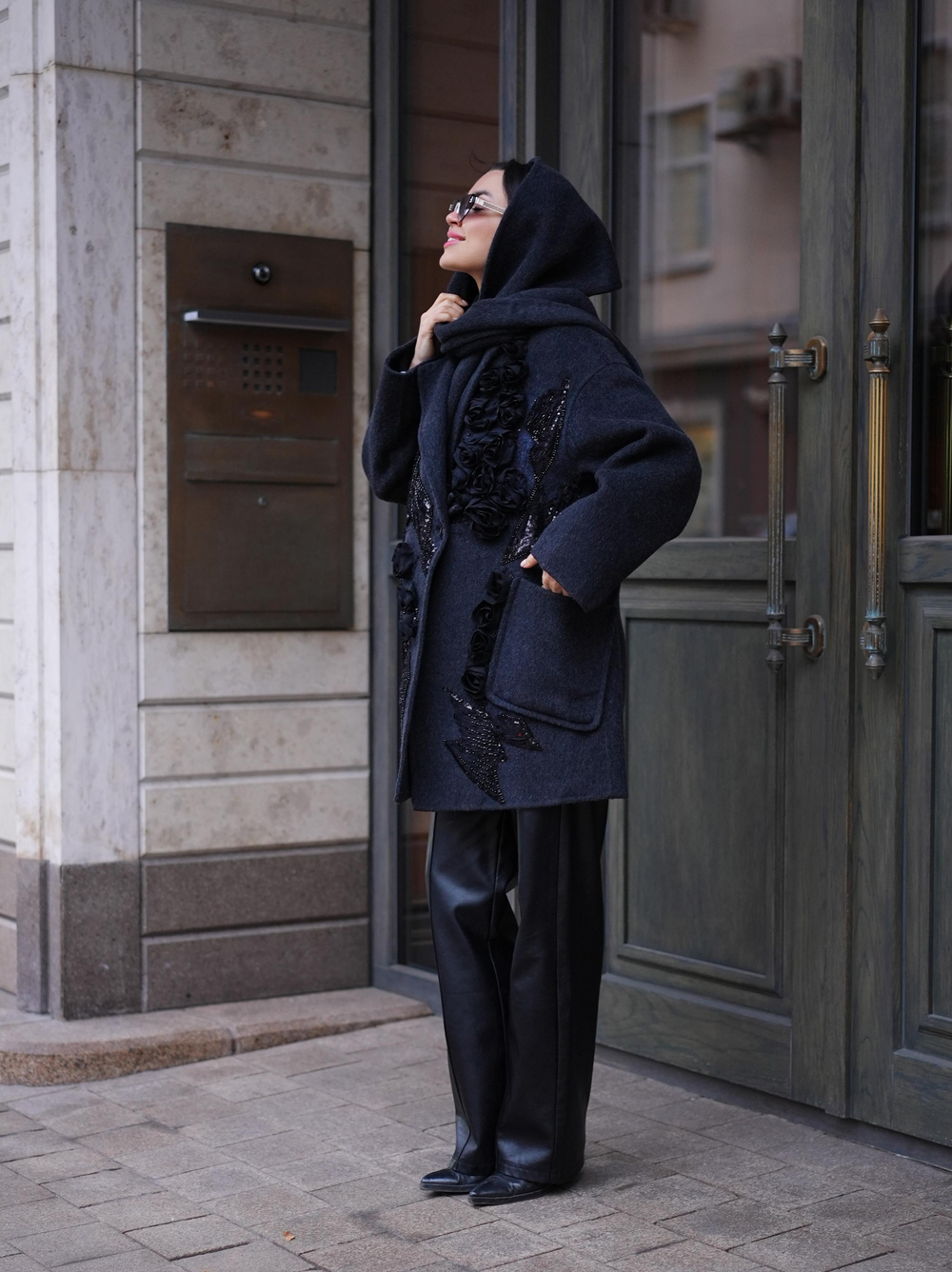 Пальто "Ночная роза"