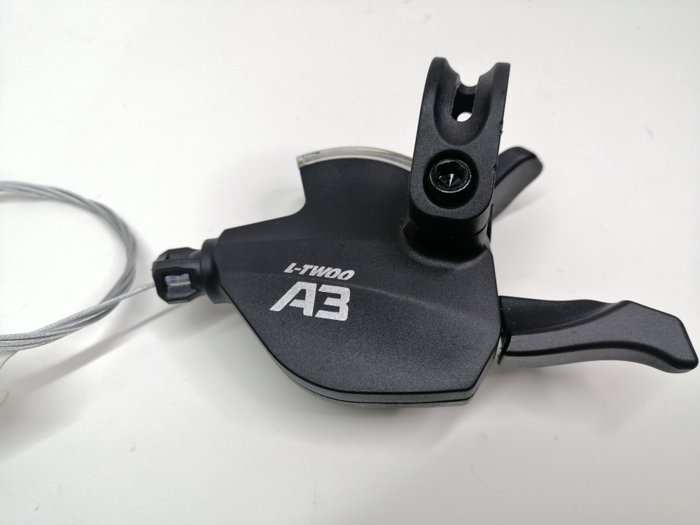Манетка L-Twoo A3 (левая) ma070