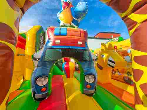 Коммерческий надувной батут «Сафари-экскурсия 3», 5x5x2.8 м.