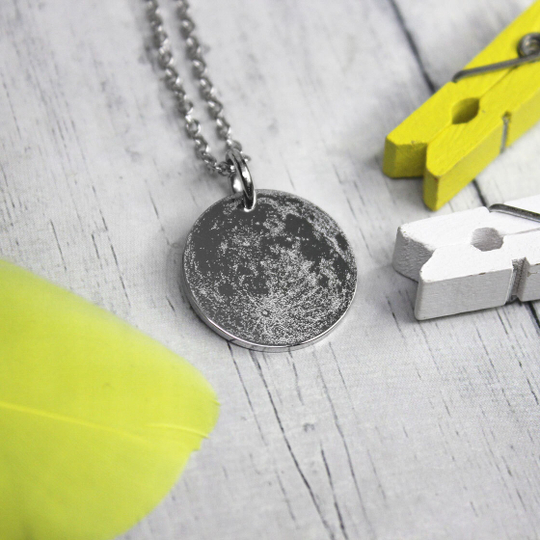 Кулон "Луна" с гравировкой на заказ, 20 мм (сталь)