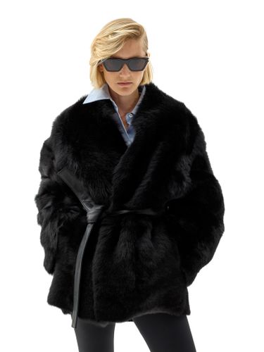 Черная двусторонняя шуба из овчины с поясом