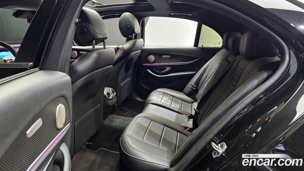 Mercedes-Benz E-Class W213 E300 Avangarde (09.2019)