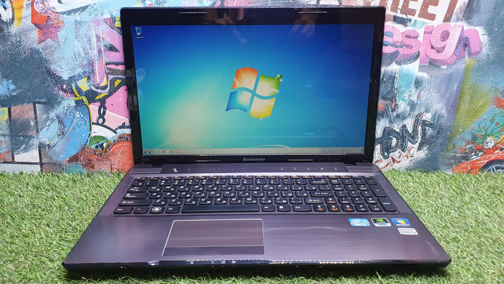 Ноутбук Lenovo  i5/6Gb/GT 520M 1Gb