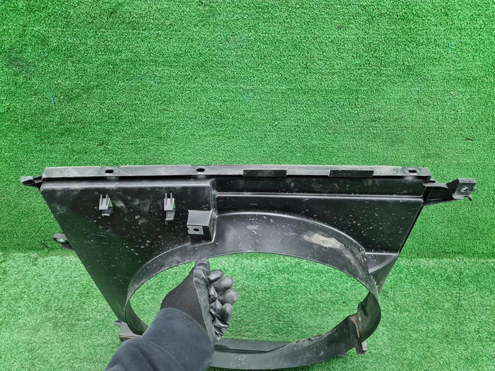 Диффузор вентилятора Toyota LC Prado 150 (2009-нв)