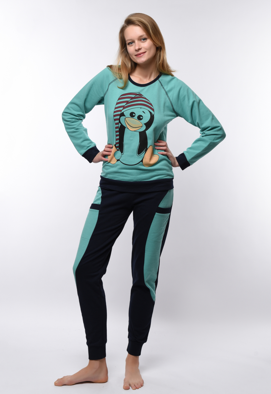 Костюм женский