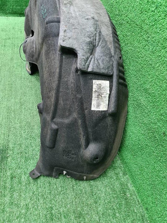 Подкрылок задний левый Mercedes CLS c257 (17-21)