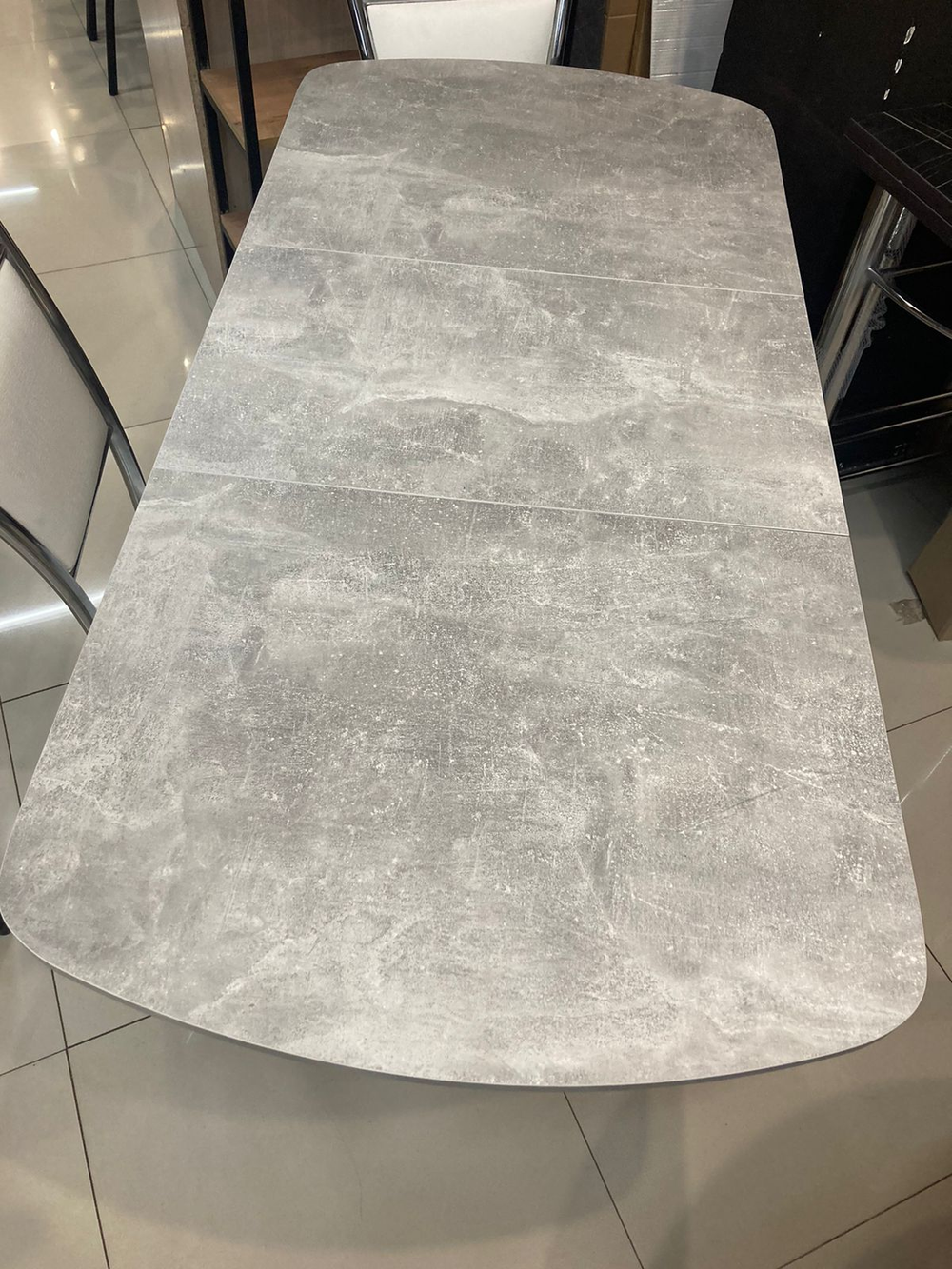 Стол раздвижной ЛДСП (подстолье прямое раздвижное бетон светлый)