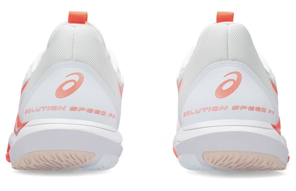 Женские теннисные кроссовки Asics Solution Speed FF 3 - white/sun coral