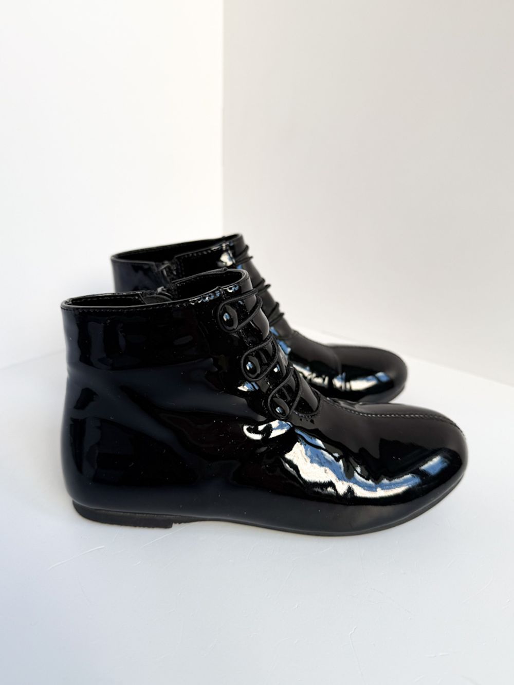 Ботинки Age of Innocence, 29