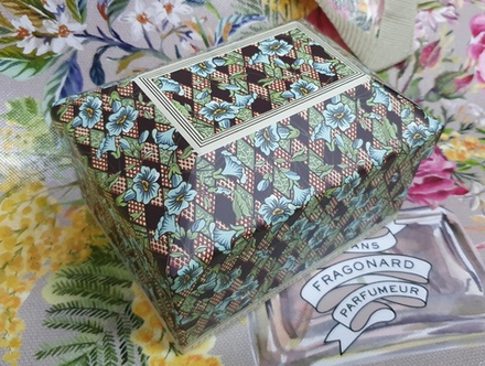 Свеча парфюмерная в ларце Bois d`olivier 200 гр