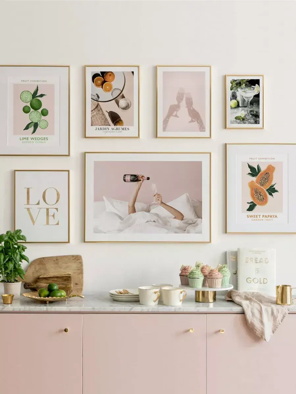 Алюминиевая рамка 50х60 см