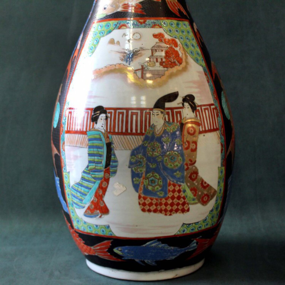 Антикварные парные вазы